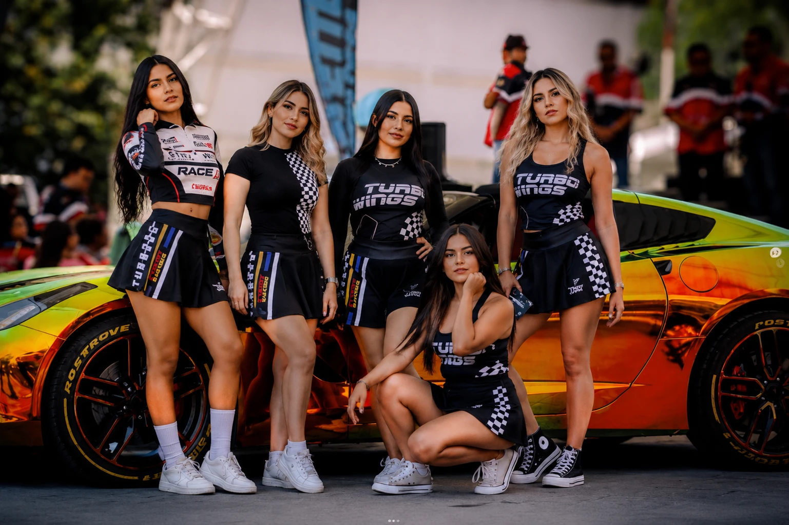 El Crew Turbo Wings